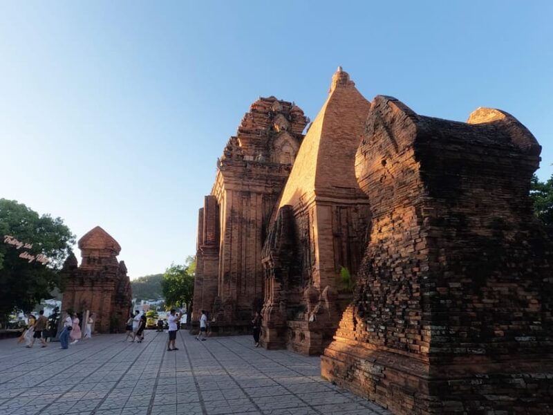 private-tour-cruise-terminal-half-day-nha-trang-city