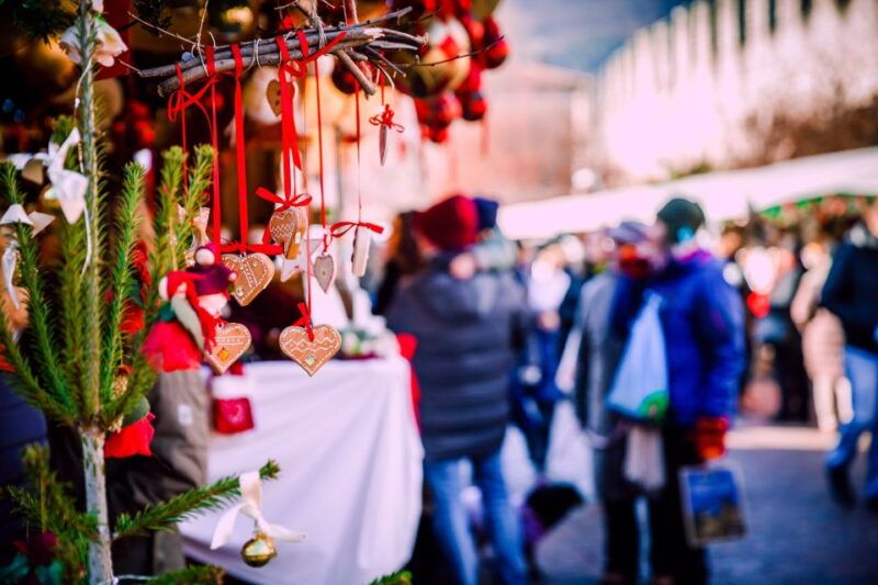 private-tour-experience-the-christmas-magic-in-london-2