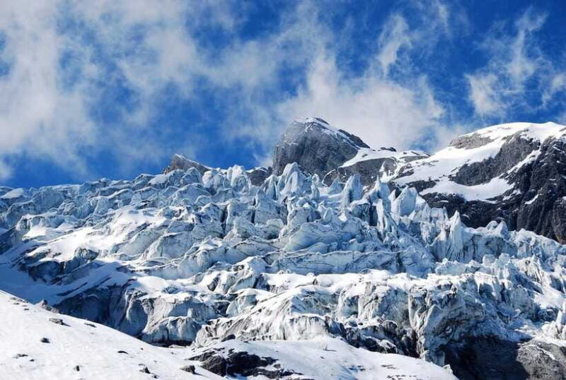 private-tour-to-lijiang-jade-dragon-snow-mountain-with-lunch