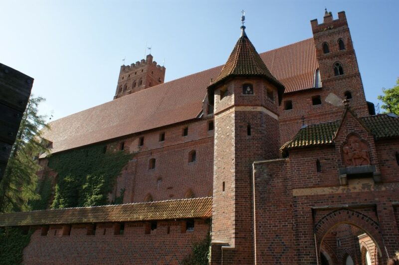 private-transportation-to-the-malbork-castle-from-gdansk