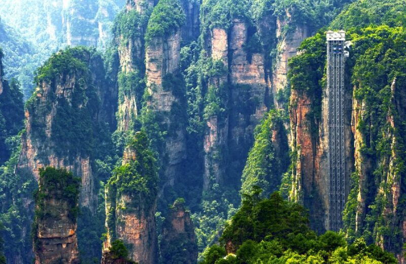 private-trip-of-zhangjiajie-national-park-and-glass-bridge
