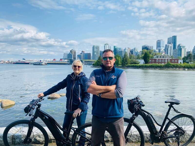private-vancouver-sunset-bike-e-bike-tour