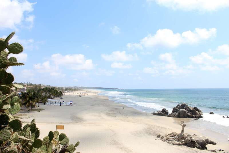 puerto-escondido-boat-cruise-and-market-visit