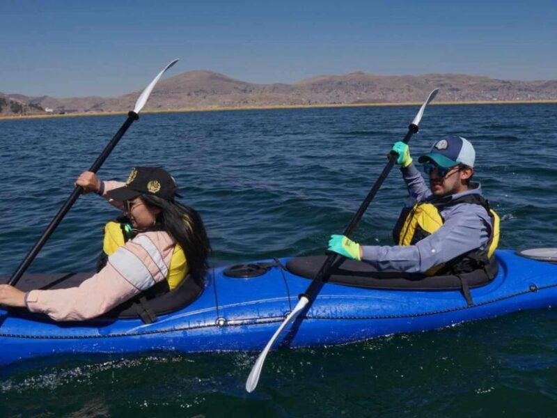 puno-uros-island-kayak-entrance