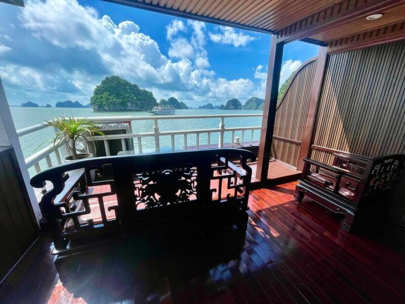 reneas-heritage-voyage-journey-to-halong-bay-bai-tu-long