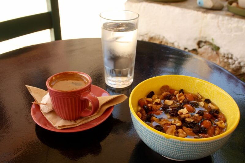 rethymno-private-old-town-highlights-tour-with-street-food