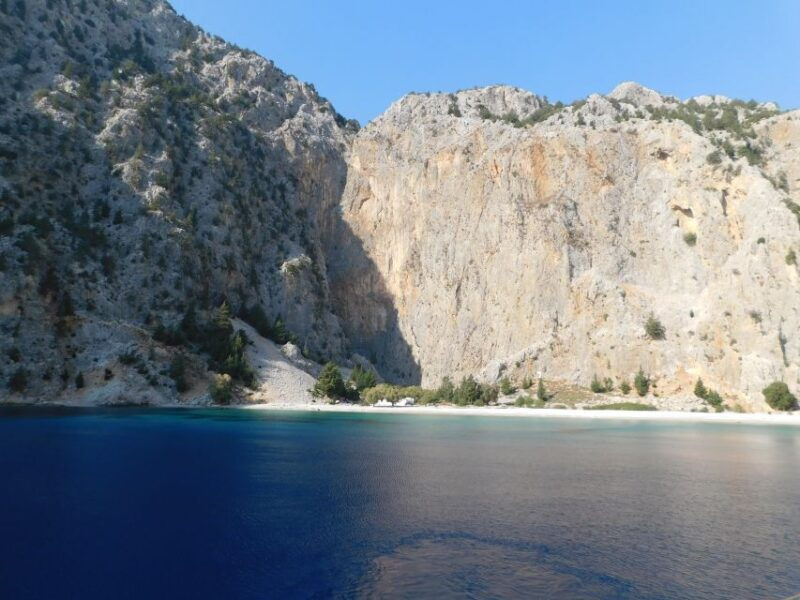 rhodes-town-boat-trip-to-symi-island-and-st-marina-bay