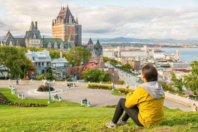 romantic-stroll-in-quebec-walking-tour-for-couples