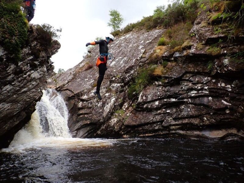 roybridge-lochaber-canyoning-laggan-canyon