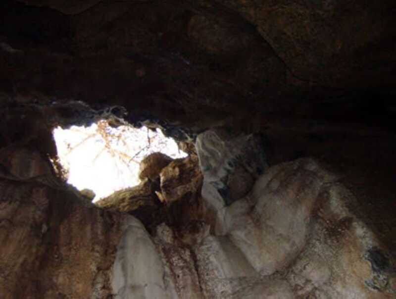 san-sebastian-de-las-grutas-cave-and-cenote-adventure