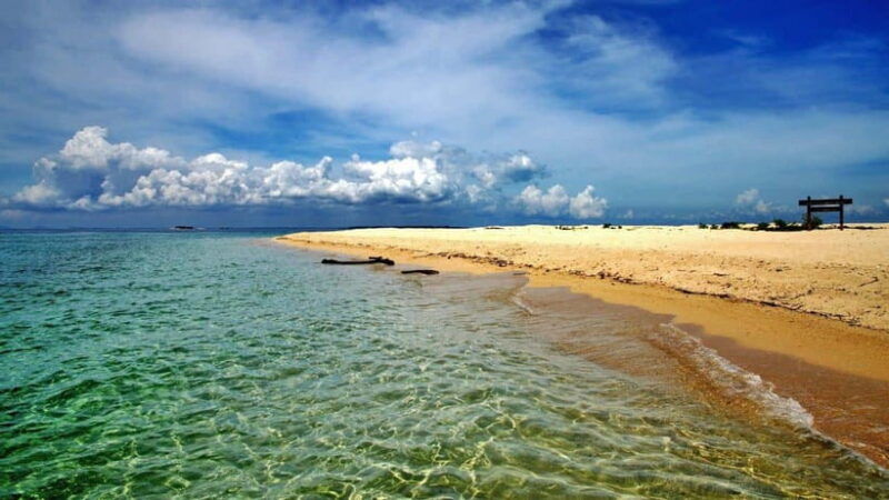 sandakan-2-days-1-night-at-turtle-island