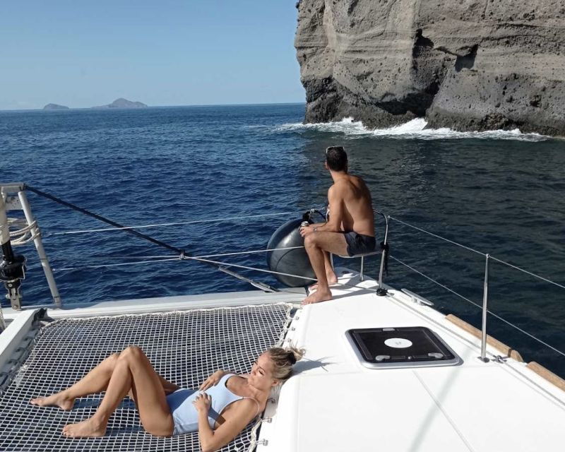 santorini-catamaran-cruise-with-lunch-drinks-oia-visit