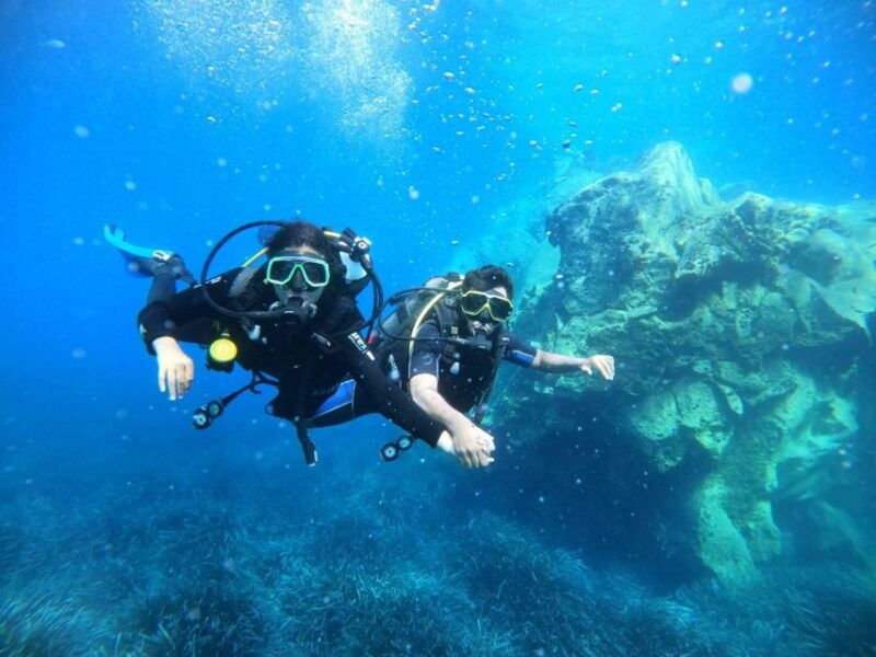 santorini-scuba-diving-experience-in-caldera-for-beginners