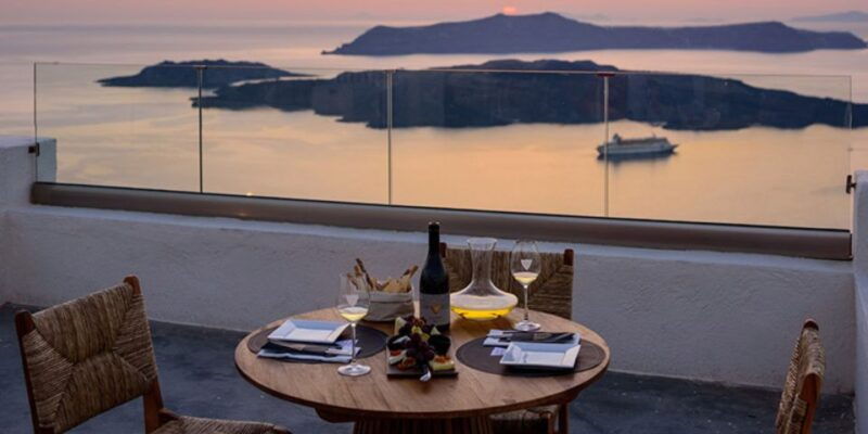 santorini-sunset-guided-tour-with-hotel-pickup