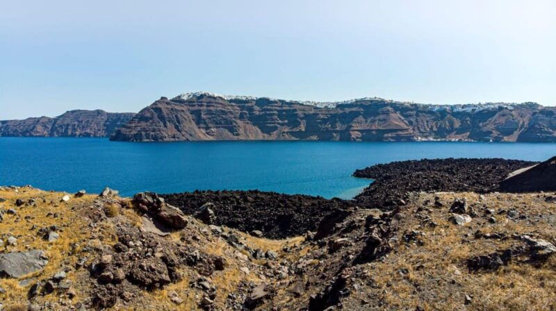 santorini-volcano-hot-springs-and-oia-sunset-tour