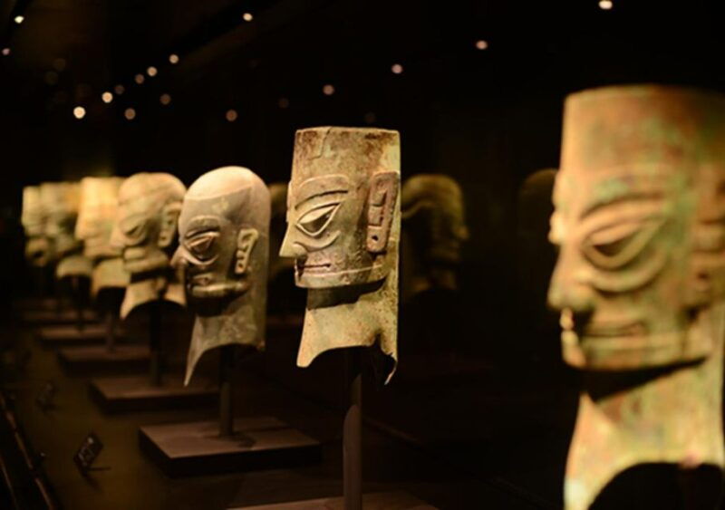 sanxingdui-museum-small-group-tour-with-optional-panda-base