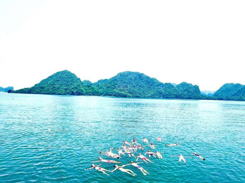 sapa-2d1n-lan-ha-bay-ha-long-bay-dau-be-island