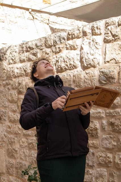 scavenger-hunt-city-tour-tale-of-hvar