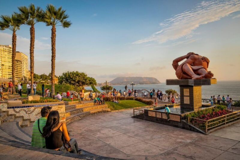 scooter-tour-through-miraflores-and-barranco-lima