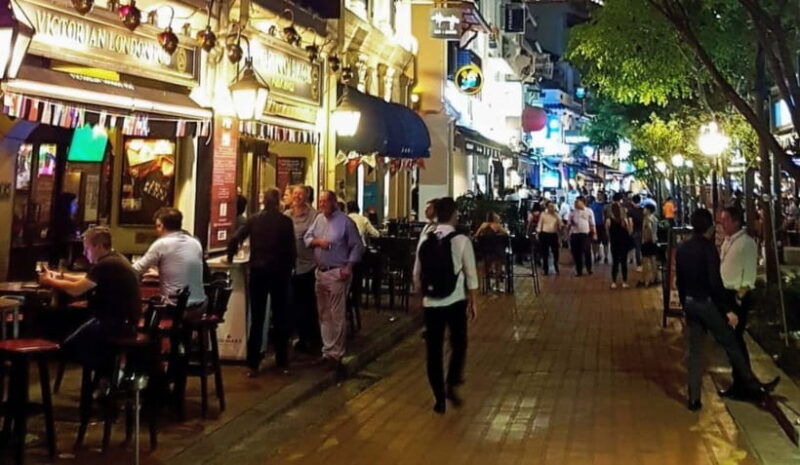 secrets-of-singapore-kick-scooter-tour-with-dinner