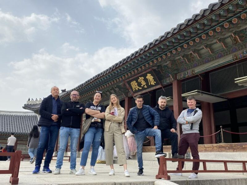 seoul-city-hightlights-palace-tour-and-optional-hanbok