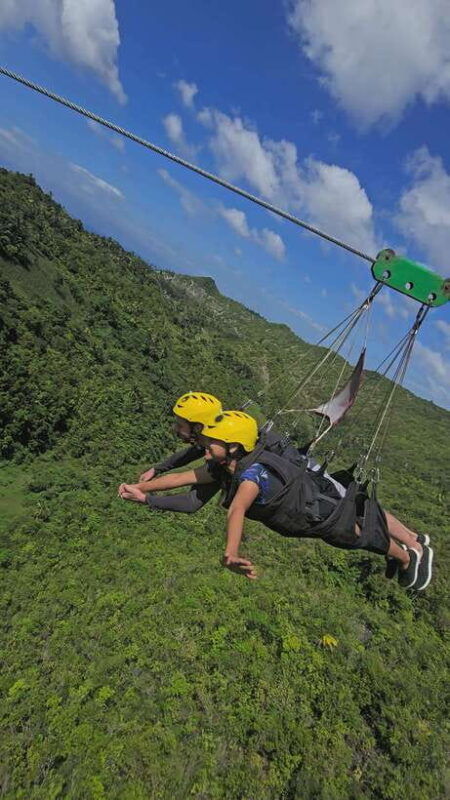shared-tour-moalboal-snorkeling-adventure-canyoneering