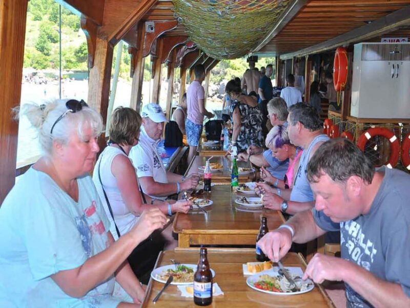 side-dolphin-island-boat-tour-lunch-sotf-drinks-swimming
