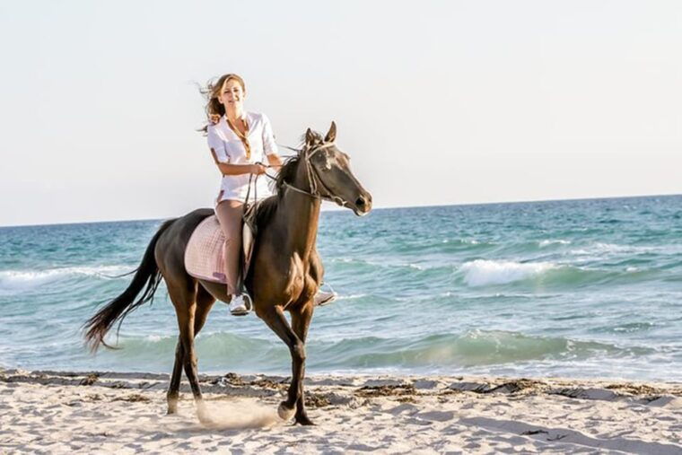 side-horseback-riding-tour-in-nature-with-transfer