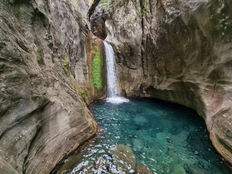 side-sapadere-canyon-tour-dwarfs-cave