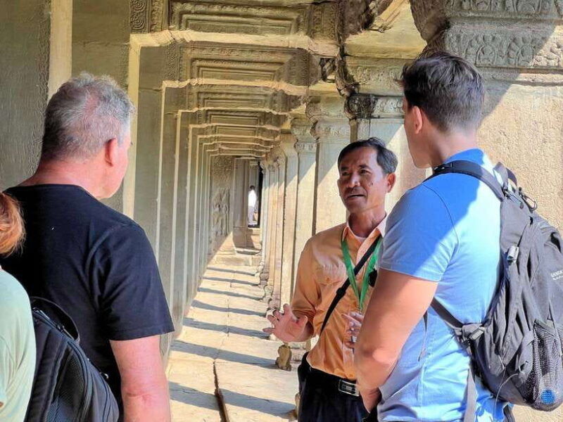 siem-reap-e-bike-guided-tour-of-angkor-wat-with-local-lunch