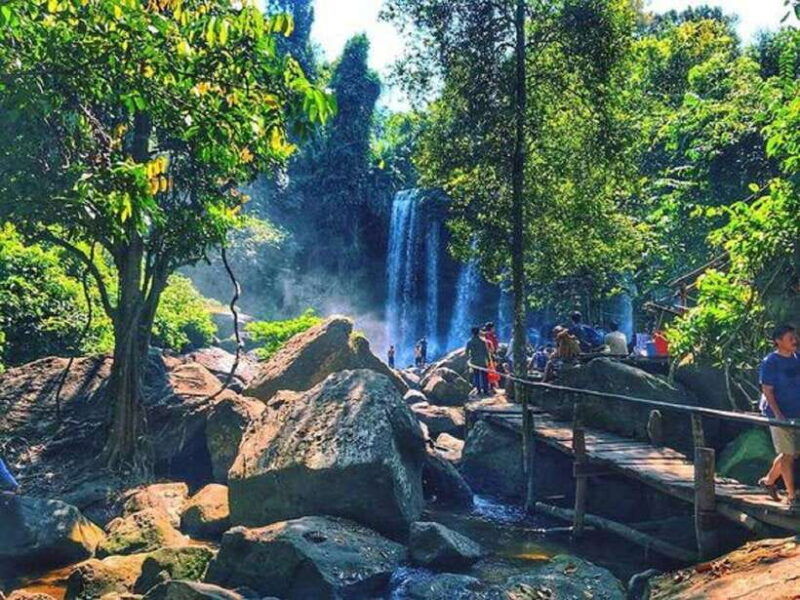 siem-reap-kulen-waterfall-by-private-tour