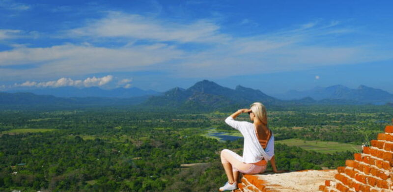 sigiriya-fortress-and-wildlife-safari-from-kandy