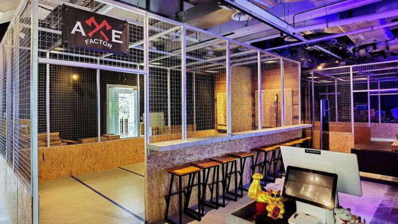 singapore-axe-factor-axe-throwing-experience