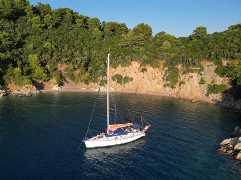 skiathos-sailing-daytrip-with-lunch