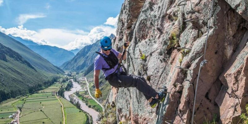skylodge-stay-via-ferrata-zipline