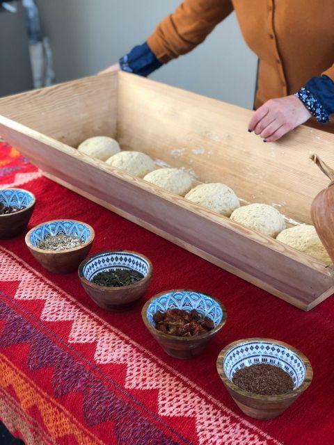 sourdough-bread-baking-class-olive-oil-tasting