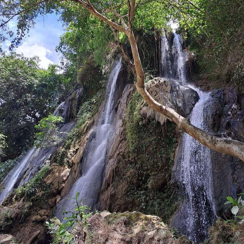 sri-gethuk-waterfall-jomblang-cave-l-day-trip