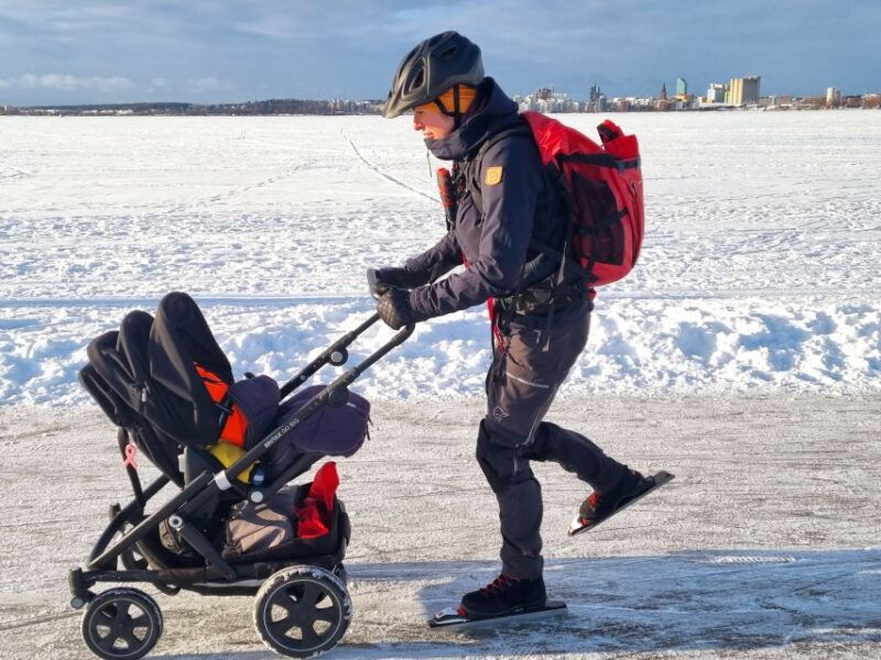 stockholm-family-friendly-private-ice-skating-tour-lunch