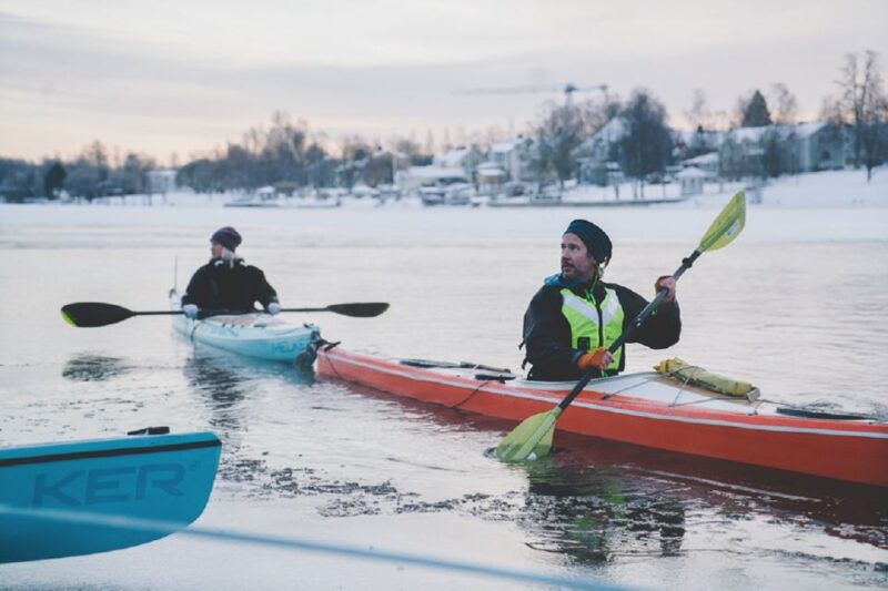 stockholm-winter-archipelago-kayak-tour-with-warm-lunch
