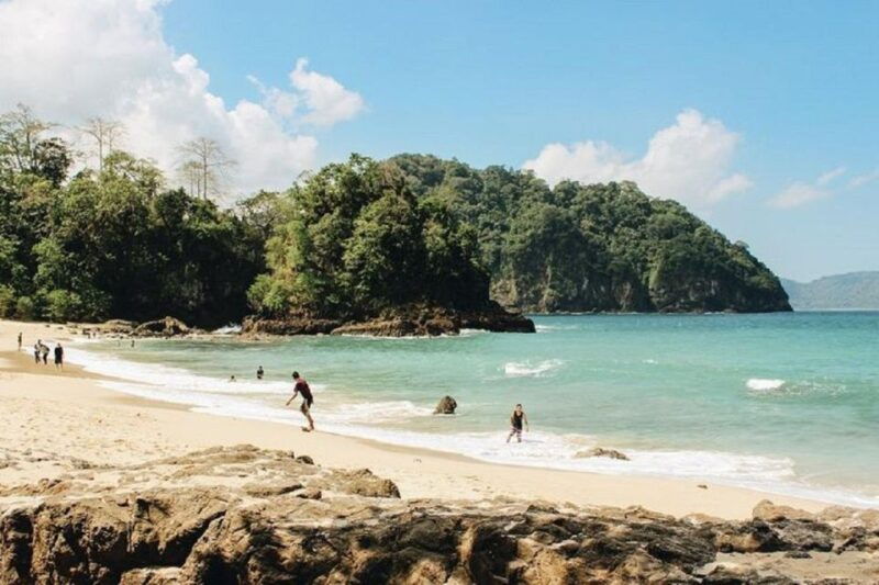 sukamade-a-private-tour-to-see-turtle-lay-egg-2d-1n