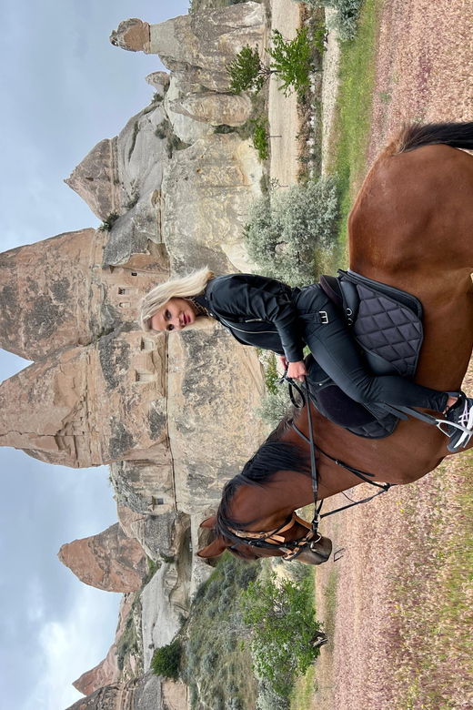 sunset-horseback-riding-experiance