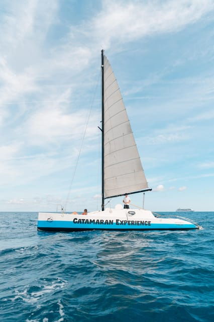 sunset-sailing-catamaran-around-portofino