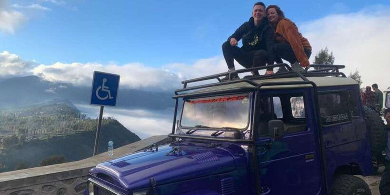 surabaya-bromo-sunrise-madakaripura-falls-full-day-tour