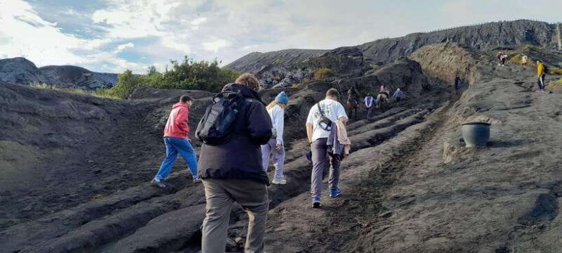 surabaya-or-malang-mount-bromo-sunrise-share-guided-tour