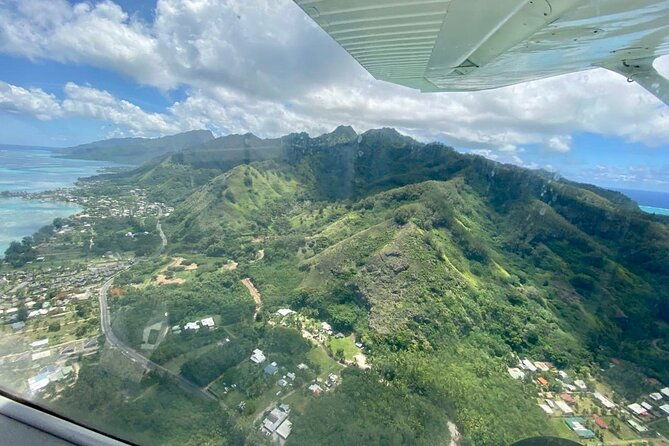 Tahiti: Tour of the island with Taxi Boat and flyover by private plane - FAQs