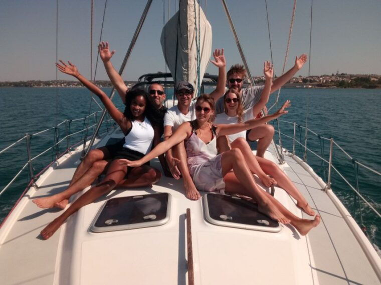 thessaloniki-half-day-sailing-cruise-to-shipwreck-bay