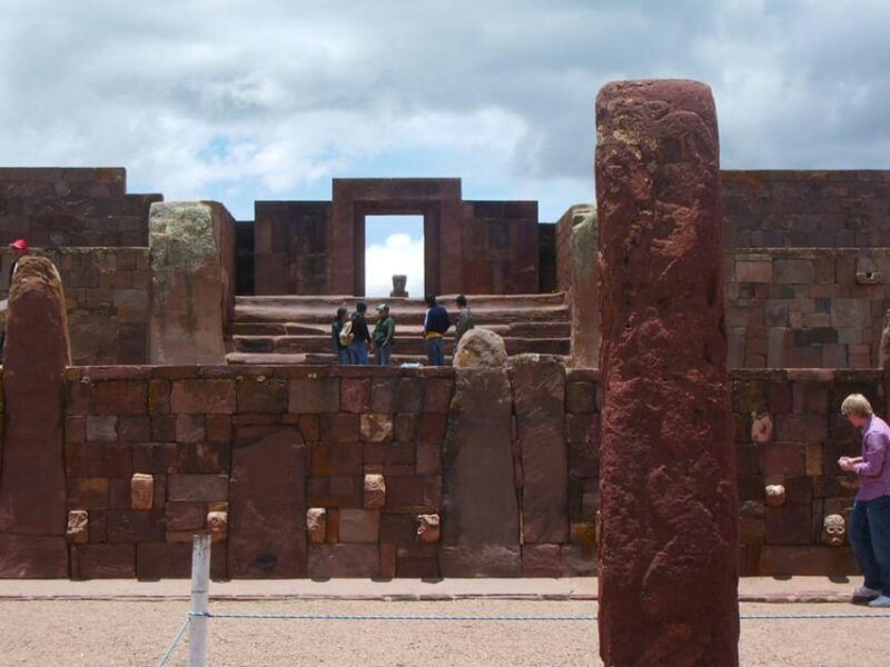 tiahuanaco-tour-from-puno-1-day-puerta-del-sol-and-bolivia