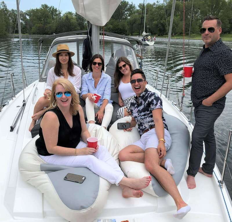 toronto-sailing-yacht-cruise-of-toronto-harbor-and-islands