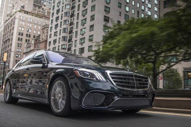Town Car Hire Melbourne Airport To CBD - Authentic Insights from Reviews