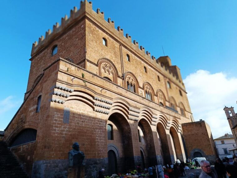 transfer-florence-rome-with-stops-in-orvieto-bagnoregio